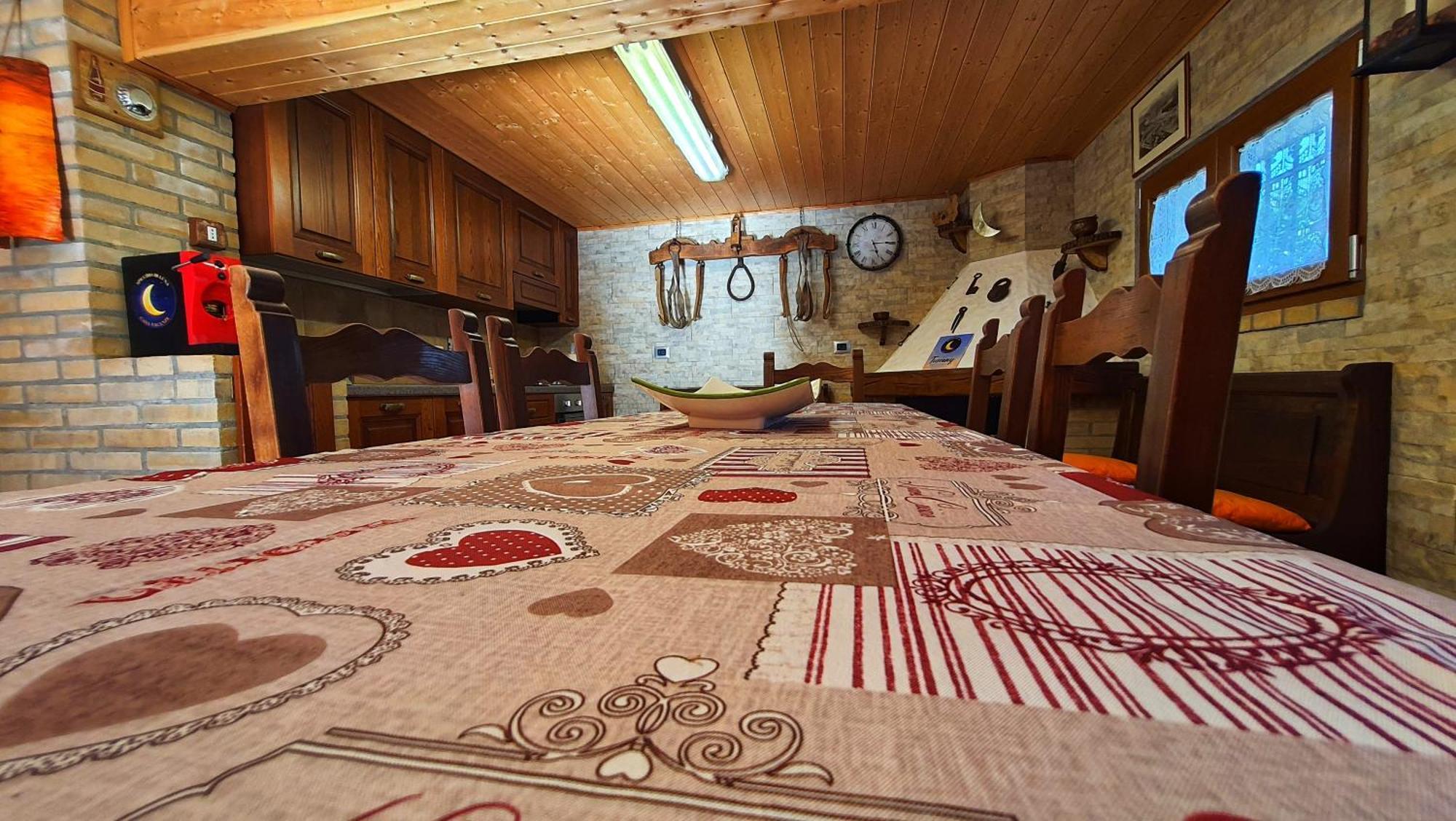 Spicchio Di Luna - Casa Vacanze Albiano Magra Exterior photo